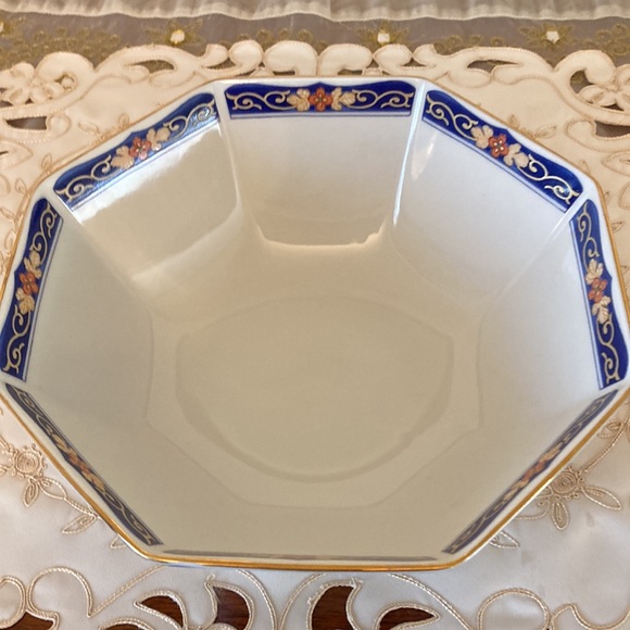 Vintage Japanese Octagon porcelain hand painted - Picture 3 of 7